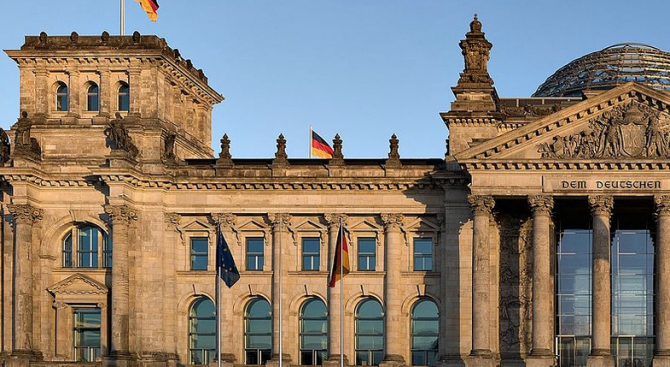Започна гласуването за местен парламент на Берлин