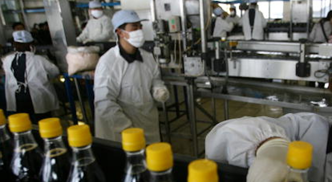 БАБХ изтегли от търговската мрежа над 8000 бутилки заместител на оцет
