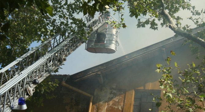Прокуратурата внесе обвинителен акт за пожара на бившите Тютюневите складове в Пловдив