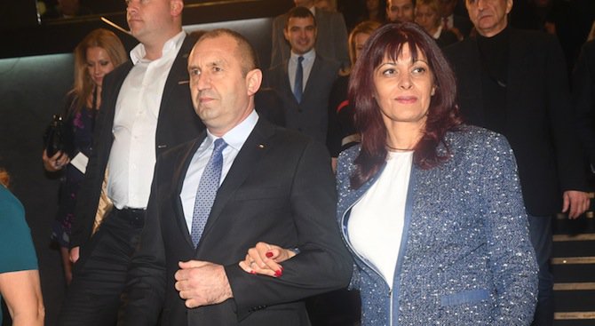 Ненчев дава Радев на Комисията за конфликт на интереси заради назначението на жена му