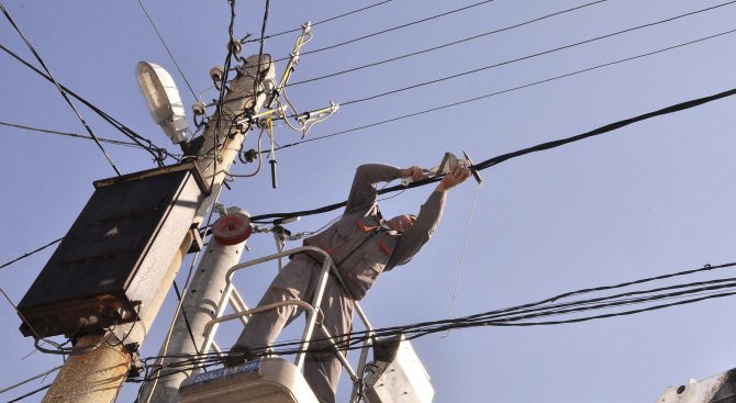 КЕВР успокои също: Няма да се стигне до режим на тока