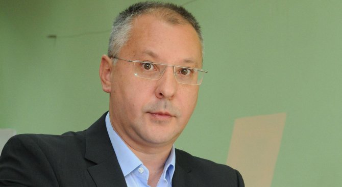 Станишев номинира Нинова за премиер на България
