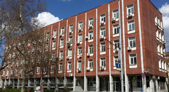 Съдят изверг, опитал да изнасили 2 жени