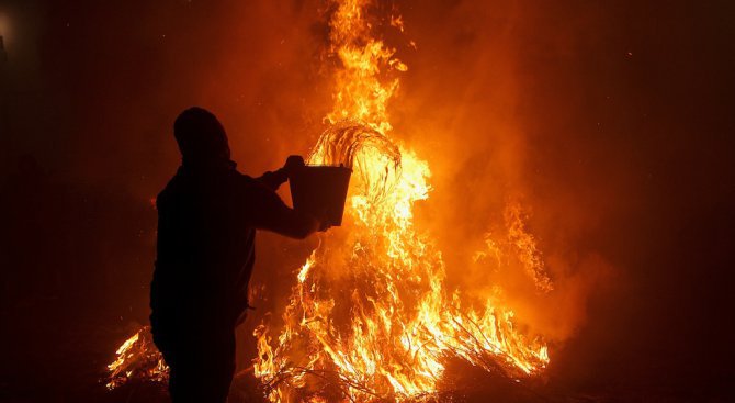 Бездомник изгоря при пожар