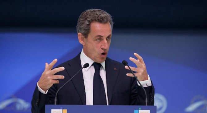 Саркози иска среща с Франсоа Фийон и Ален Жупе