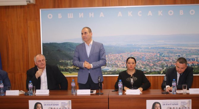 Цветан Цветанов в Аксаково: Убедителна победа на ГЕРБ ще гарантира успешни политики за региона