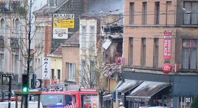 Един загинал и 7 ранени при експлозията в жилищна сграда в Брюксел