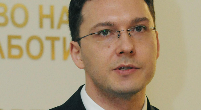 Даниел Митов: Русия отдавна няма право да говори за агресия