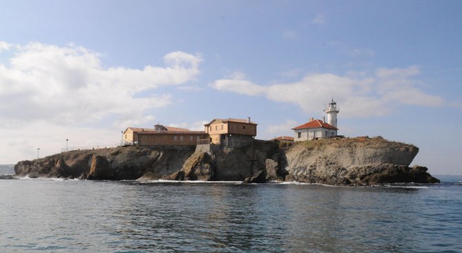 Остров Света Анастасия очаква на Лазаровден първите си гости за годината