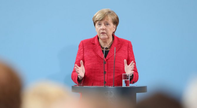 Меркел иска добри отношения с Тръмп въпреки разногласията
