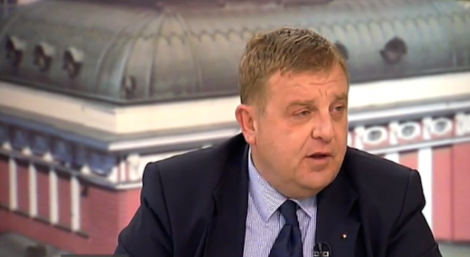 Ако някой е стоял в гетото и е слушал чалга няма да получи увеличение на пенсията, каза Каракачанов