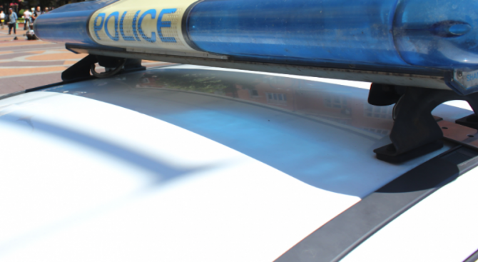 Задържаха 13 души, заподозрени в каналджийство и изнудване
