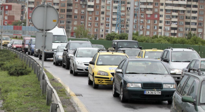 От днес затварят и двете платна на бул. &quot;Брюксел&quot;