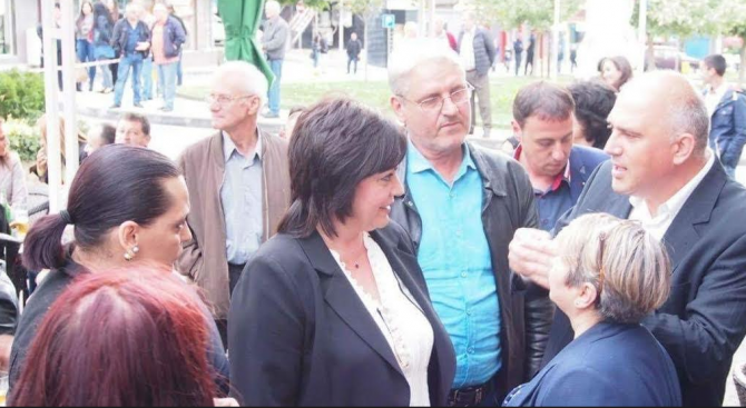 Нинова: Още една община без болницата си