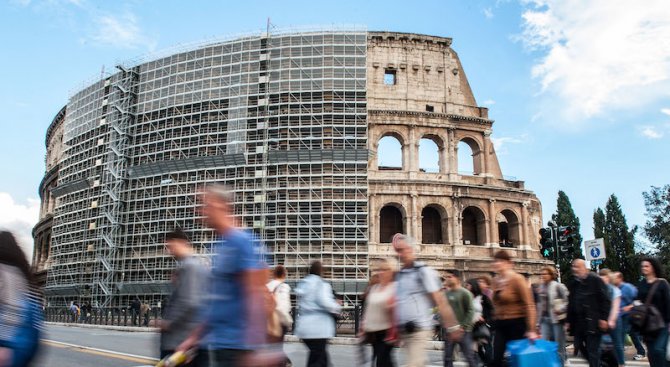 Влошаване на потребителското и бизнес доверие в Италия през май