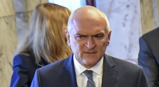 Димитър Главчев: Ботев е националният герой, събрал в себе си ...