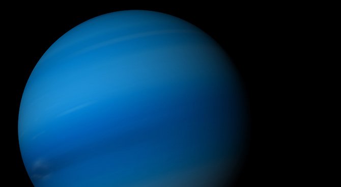 Астрофизици откриха причината за анормалното поведение на Уран
