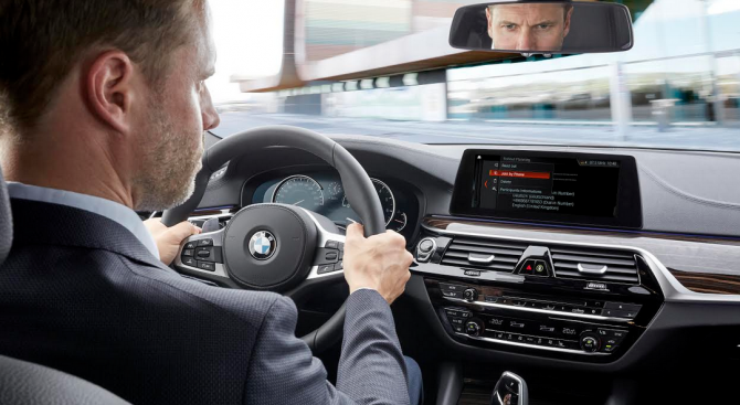 BMW ще интегрира Skype в автомобилите си