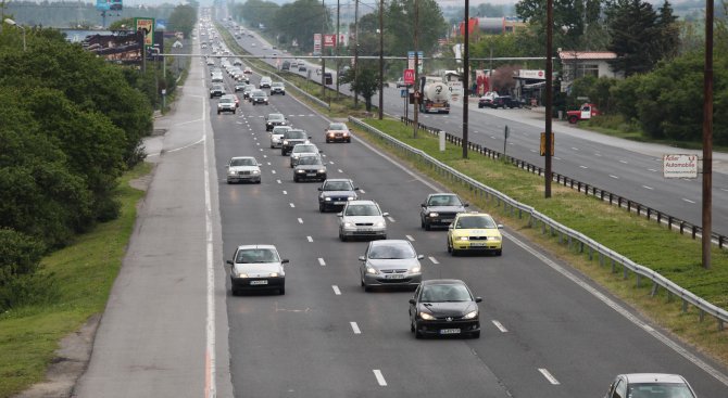 В 20 тежки катастрофи в страната през последното денонощие са ранени 25 души