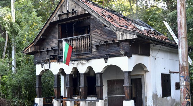 Къщичката на спирка &quot;Вишнева&quot; ще бъде възстановена в най-кратки срокове