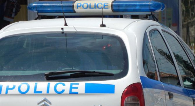 Кюстендилски полицаи предотвратиха измама