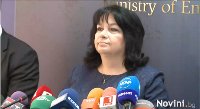 Петкова: Извършва се извънпланов ремонт на скъсаната геомембрана на Цанков камък