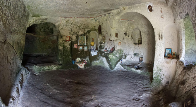 Осмарските скални манастири са интересна и непопулярна дестинация (снимки)