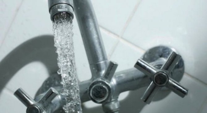 Забраниха на жители на монтански села да пият вода от чешмата