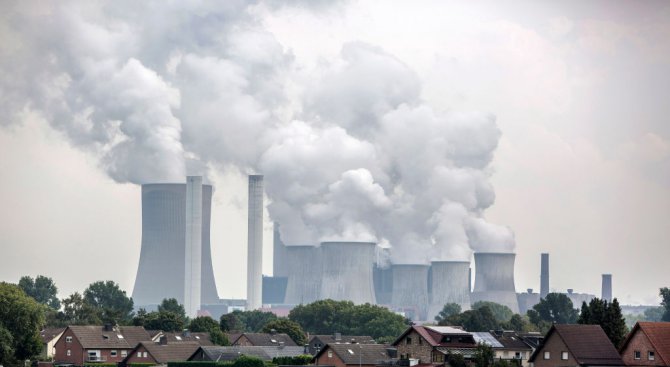 Холандски съд задължи кабинета да засили мерките срещу замърсяването на въздуха