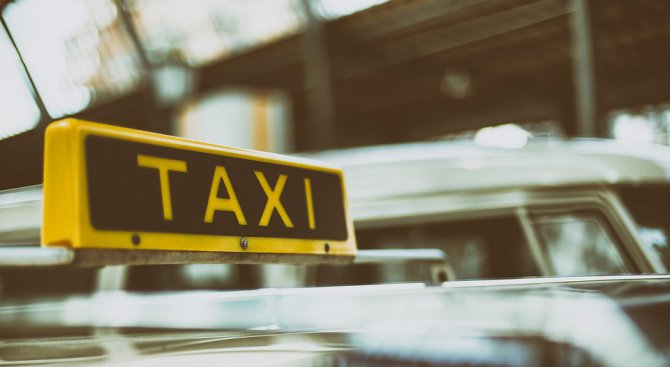 Тарифите на такситата в Истанбул скочиха с 15%