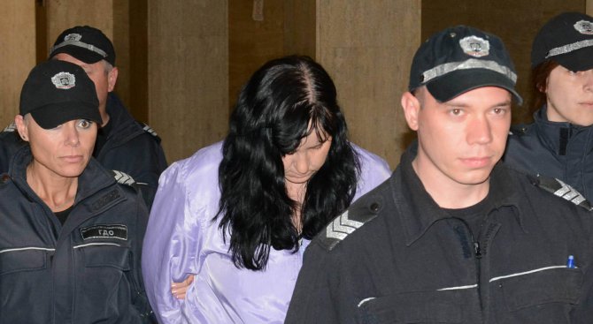 Акушерката Емилия Ковачева ще лежи 18 години в затвора