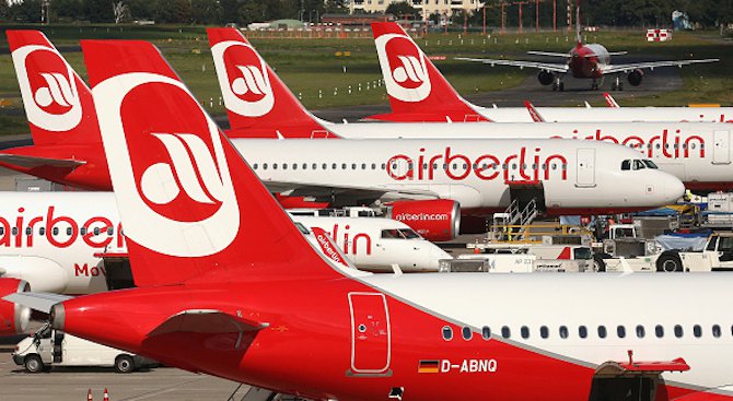 Десетки полети на Air Berlin са отменени заради масови болнични на пилотите