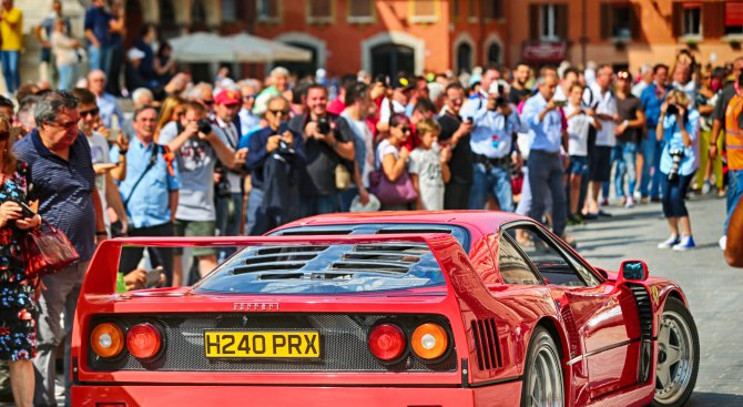 Тридневен празник за тифозите на Ferrari (снимки+видео)