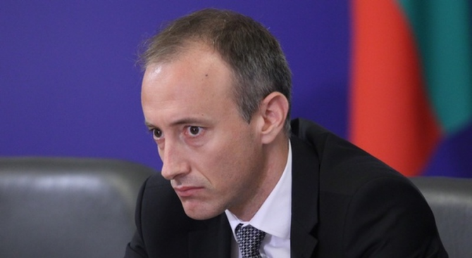 Всичките 2400 училища у нас ще отворят врати на 15 септември