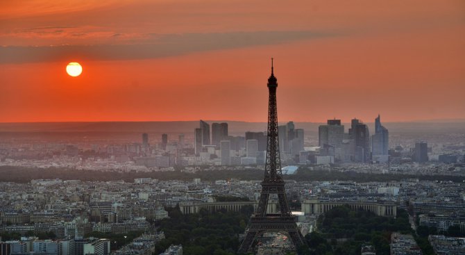 Париж диша, днес е ден без автомобили във френската столица
