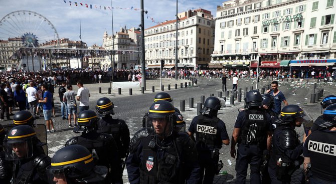 Тунизиецът, нападнал минувачи в Марсилия, дълго време е живял в Италия
