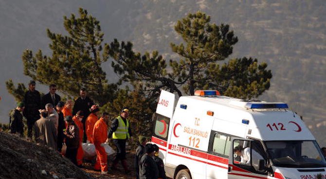 Камион с нелегални имигранти катастрофира в Турция, има много ранени