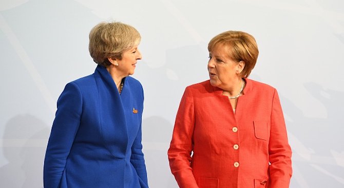 Великобритания и Германия продължават да държат на ядреното споразумение с Иран