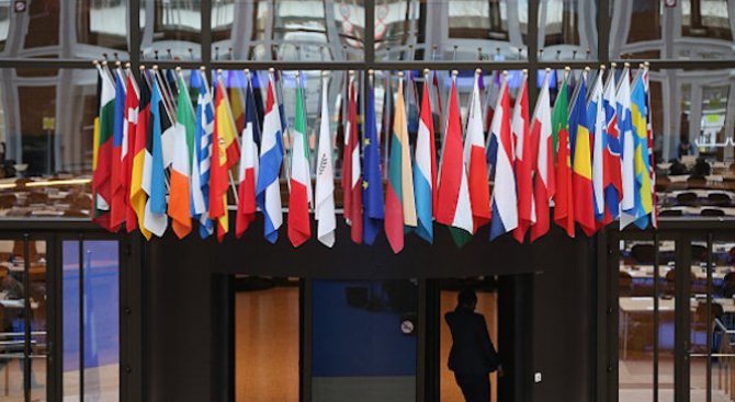Сграда на Европейския съвет в Брюксел отново е била задимена