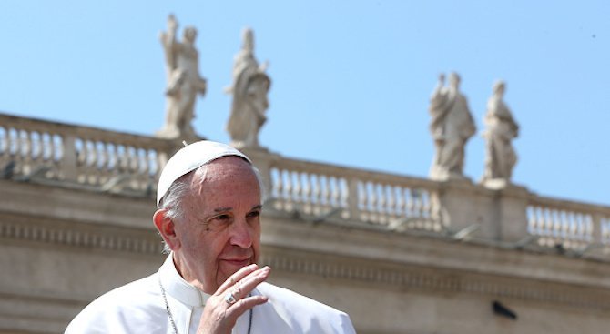 Папата проведе философски разговори с астронавти