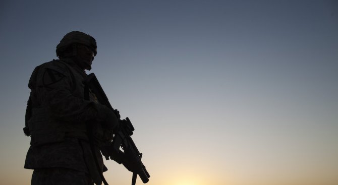 Обвинен за дезертьорство в Афганистан американски военен отърва затвора