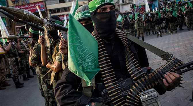 Виден член на &quot;Хамас&quot; се е прострелял неволно в главата