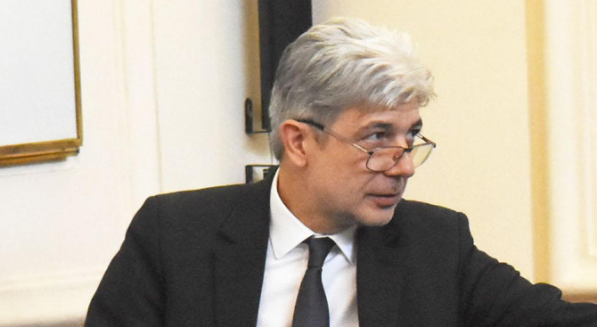 Нено Димов: МОСВ няма да оттегли приетите промени в плана за Пирин