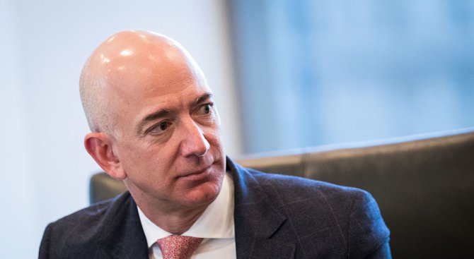 Основателят на Amazon е най-богатият човек в света