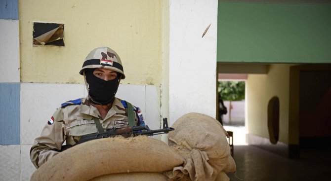 Египет започна антитерористична операция на полуостров Синай
