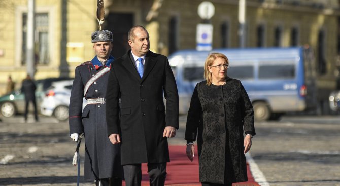 Президентът на Малта пристигна на посещение у нас (снимки)