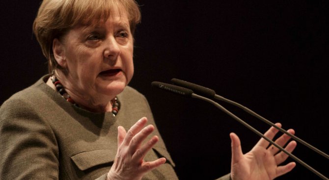 Меркел: Имахме сериозни разногласия с полския премиер Матеуш Моравецки