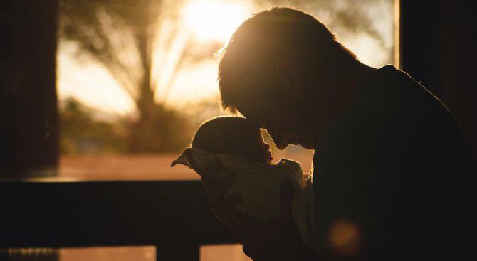 Самотните бащи са с многокрактно увеличен риск от преждевременна смърт