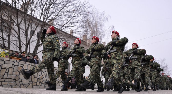 Български военни се върнаха от Афганистан