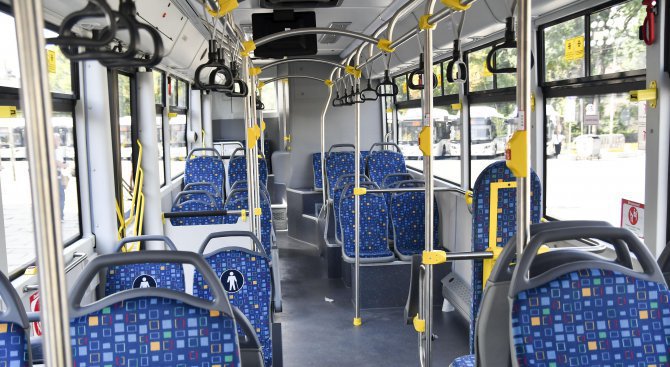 Възстановиха движението на автобусите по линия 65